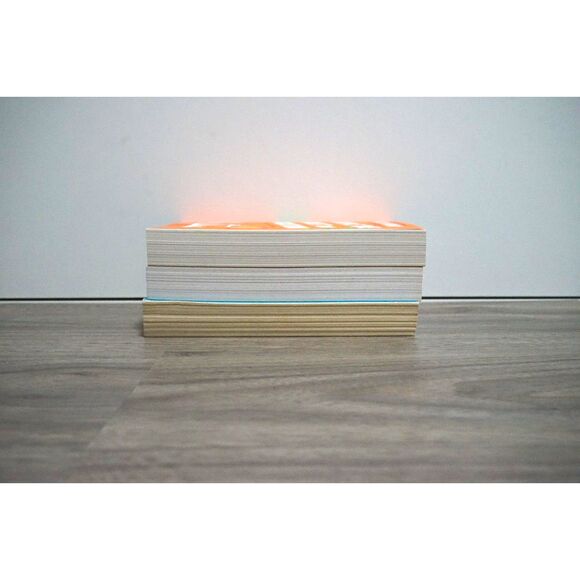 Bundle! 3 Books Emily Henry -Book Lovers, Beach Read, People We Meet on Vacation - Picture 9 of 12